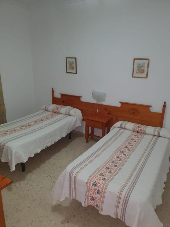 Pension Los Angeles Ла-Пуэбла-де-Касалья Экстерьер фото